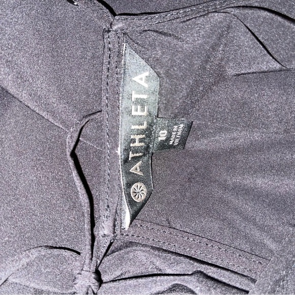 Athleta Woman Jumpsuit Size 10 ! - Picture 5 of 5